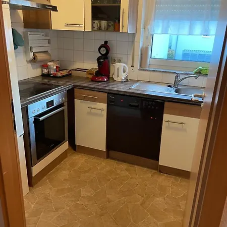 Ferienwohnung Mit 2 Zimmer, Kueche, Bad, In Саарбрюккен Экстерьер фото