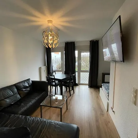 Ferienwohnung Mit 2 Zimmer, Kueche, Bad, In Саарбрюккен Экстерьер фото