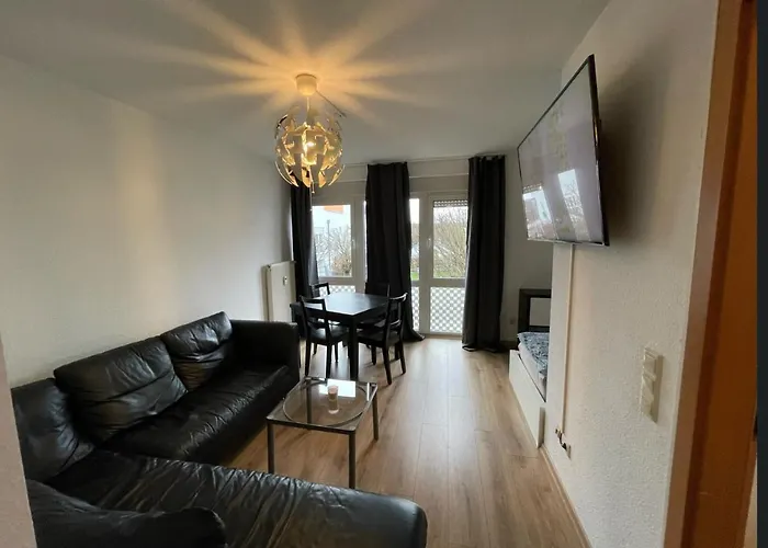 Ferienwohnung Mit 2 Zimmer, Kueche, Bad, In Saarbruecken